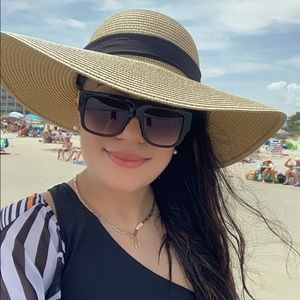 Meet your Posher, Heidi